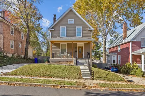 2643 Bredell Ave, Saint Louis, MO 63143