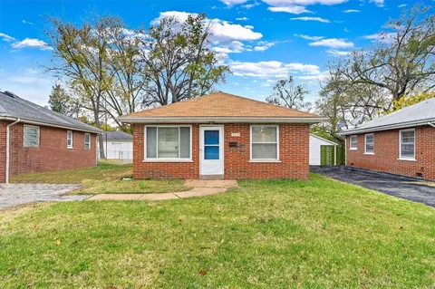 4437 Fairfield Ave, Saint Louis, MO 63134