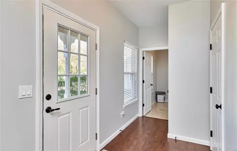 Entry Way - 408 Covered Bridge Ln, O'fallon, MO 63368 photo 1 of 2