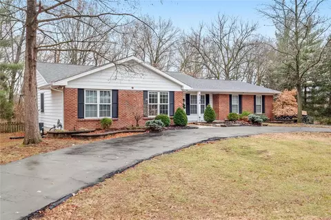 4134 Current Dr, Saint Charles, MO 63304 photo 2