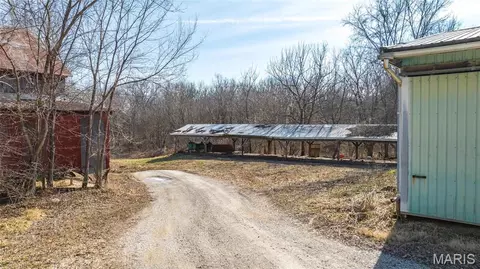 Exterior - 205 Hemsath, Augusta, MO 63332 photo 5 of 7