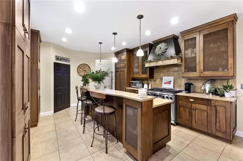 Kitchen - 17435 Hilltop Ridge Dr, Eureka, MO 63025 photo 1 of 4