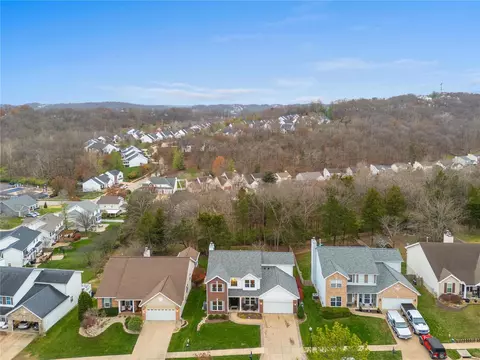 View/Area - 17435 Hilltop Ridge Dr, Eureka, MO 63025 photo 2 of 5