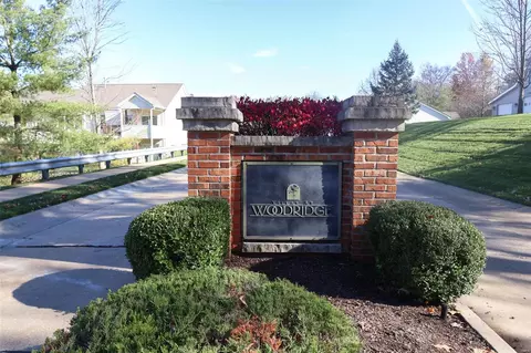 4713 Woody Terrace Ct, Saint Louis, MO 63129