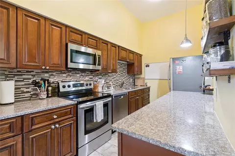 Kitchen - 1306 S 10th St, Saint Louis, MO 63104 photo 2 of 3