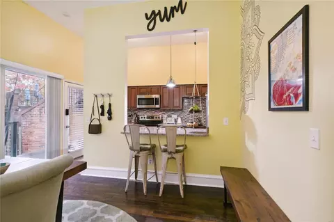 Kitchen - 1306 S 10th St, Saint Louis, MO 63104 photo 1 of 3