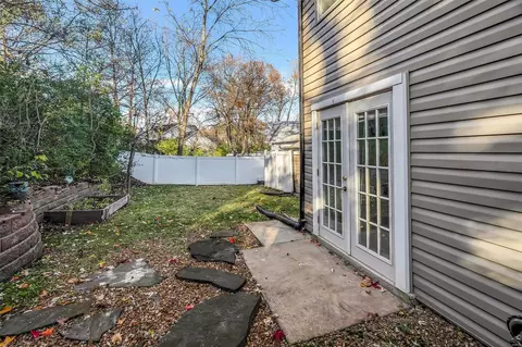 Exterior - 409 Briarhill Dr, Ballwin, MO 63021 photo 11 of 13