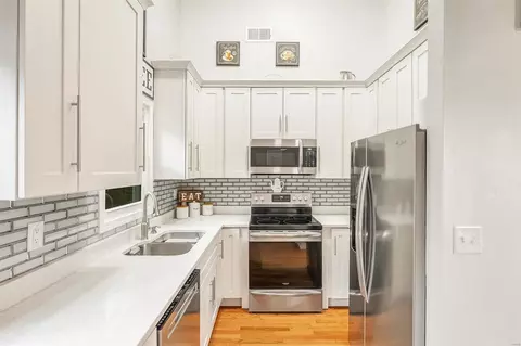 Kitchen - 409 Briarhill Dr, Ballwin, MO 63021 photo 1 of 3