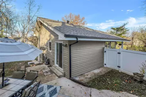 Exterior - 409 Briarhill Dr, Ballwin, MO 63021 photo 5 of 13