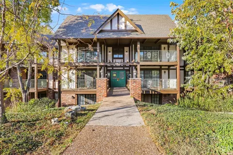 1420 Heritage #101, Saint Charles, MO 63303