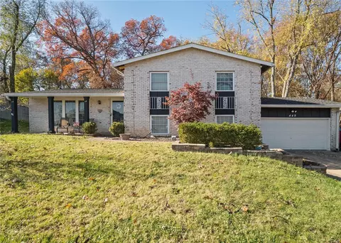 449 Jungs Station Rd, Saint Charles, MO 63303