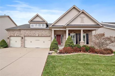 317 Country Orchard Dr, Lake Saint Louis, MO 63367