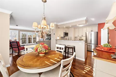 Dining - 627 Highview Circle Dr, Ballwin, MO 63021 photo 3 of 3