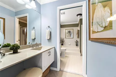 Bath - 627 Highview Circle Dr, Ballwin, MO 63021 photo 1 of 4