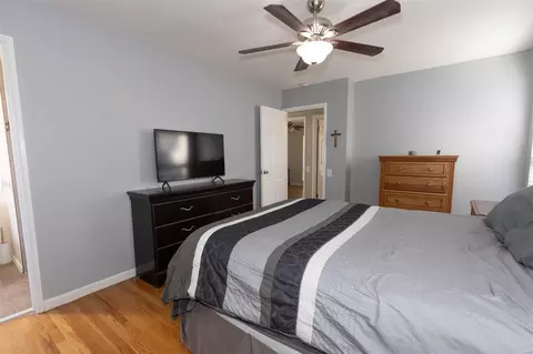 Bedroom - 351 Meadowbrook Dr, Ballwin, MO 63011 photo 3 of 11