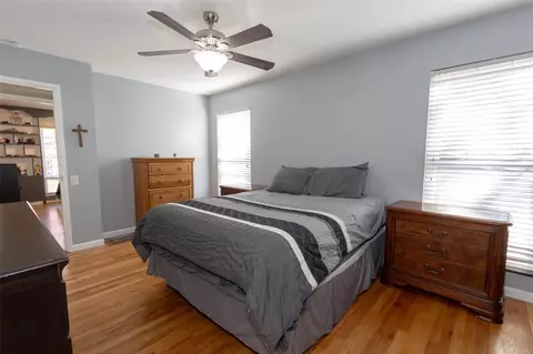 Bedroom - 351 Meadowbrook Dr, Ballwin, MO 63011 photo 2 of 11