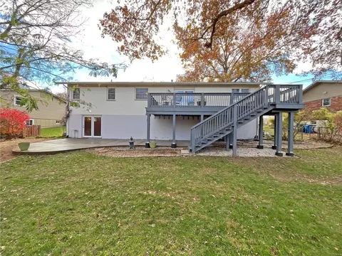 211 Windcliffe Dr, Ballwin, MO 63021 photo 6