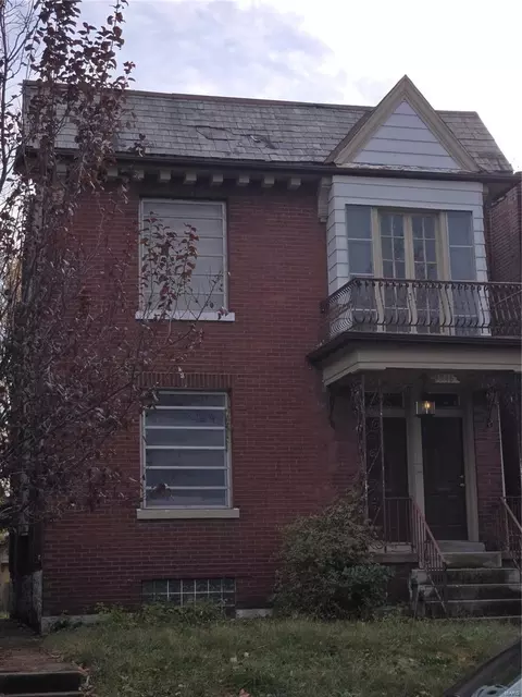 3946 Detonty St, Saint Louis, MO 63110