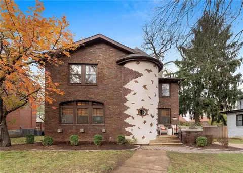7255 Princeton Ave, Saint Louis, MO 63130