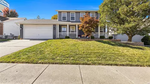 135 Whetstone Dr, Saint Charles, MO 63303
