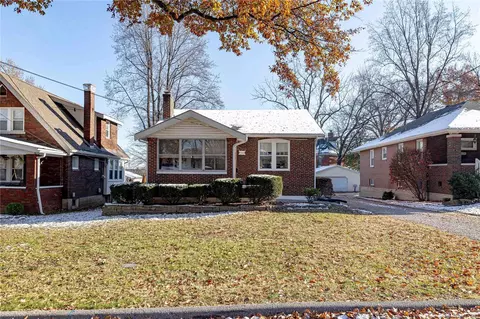 7508 Suffolk Ave, Saint Louis, MO 63119