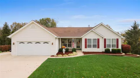 5169 Rosemount Dr, Weldon Spring, MO 63304