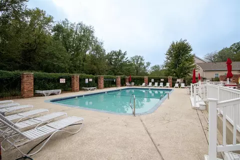 1340 Holgate Dr #G6, Ballwin, MO 63021 photo 27