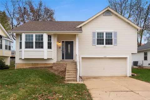 135 Aspencade Cir, Saint Peters, MO 63376