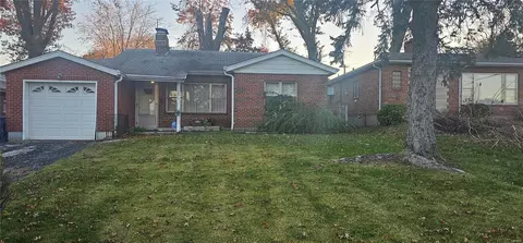 1642 Orchid Ave, Saint Louis, MO 63147