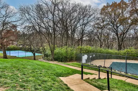 2349 Hidden Meadow Ln, Ballwin, MO 63021 photo 30