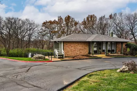 2349 Hidden Meadow Ln, Ballwin, MO 63021 photo 29