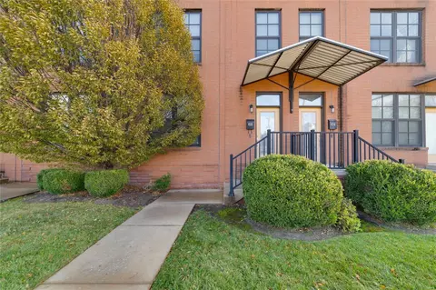 458 N Boyle Ave #458, Saint Louis, MO 63108
