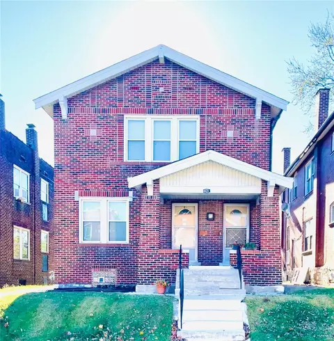 4820 Farlin Ave, Saint Louis, MO 63115