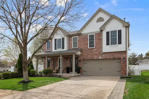Exterior - 299 Windy Acres Estates Dr, Ballwin, MO 63021 photo 2 of 10