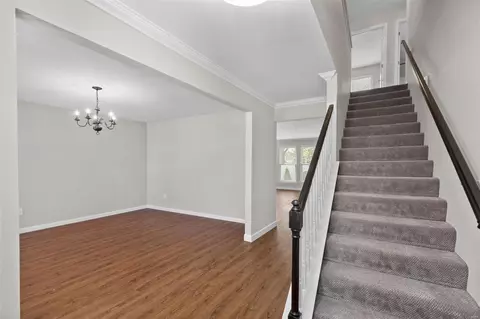 Entry Way - 299 Windy Acres Estates Dr, Ballwin, MO 63021 photo 2 of 2