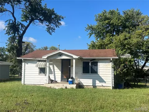 225 Lakeside Ave, East Alton, IL 62024