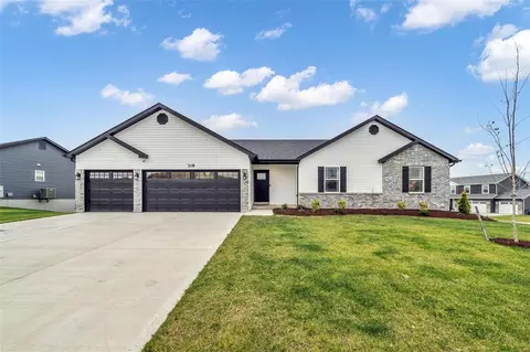 318 Katie Lynn Dr, Wentzville, MO 63385