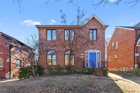 7480 Stanford Ave, Saint Louis, MO 63130