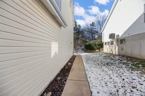 775 Top Notch Ln, Eureka, MO 63025 photo 35