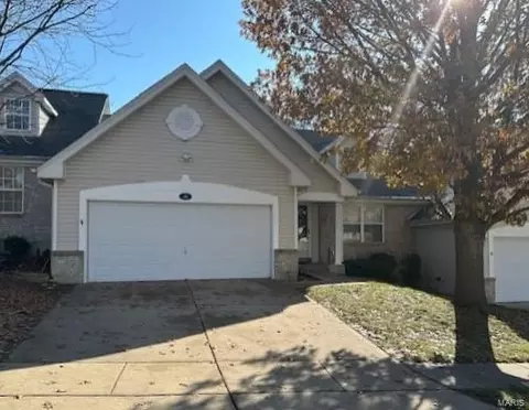 21 Autumn View Trail Ct, Bridgeton, MO 63044