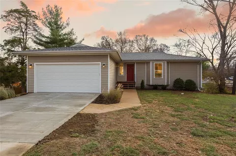 11008 Mueller Rd, Green Park, MO 63123