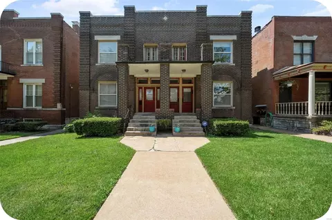 4356 Laclede Ave, Saint Louis, MO 63108