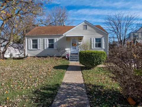 3506 Saint Joachim Ln, Saint Ann, MO 63074