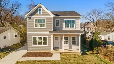 409 Caroline Ave, Kirkwood, MO 63122