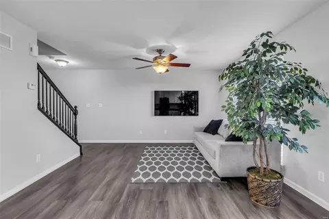 239 Shady Rock Ln, O'fallon, MO 63368 photo 5
