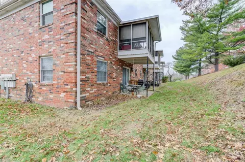 3202 Denmark Dr #C, Bridgeton, MO 63044 photo 2