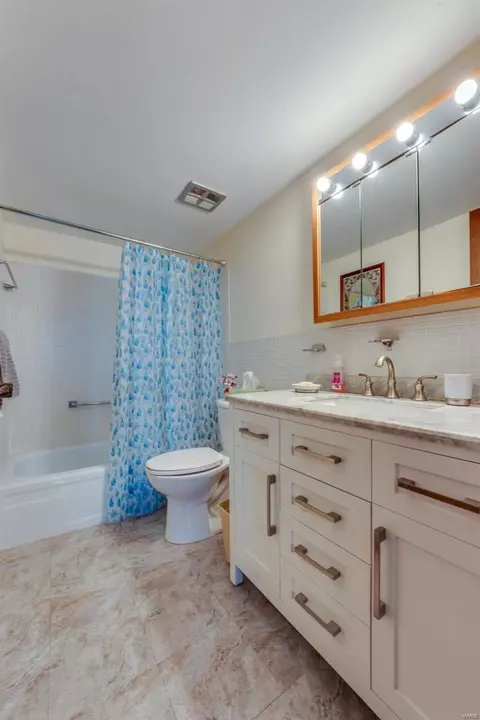 3107 Garnette Dr #D8, Bridgeton, MO 63044 photo 15