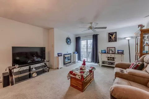 3107 Garnette Dr #D8, Bridgeton, MO 63044 photo 9