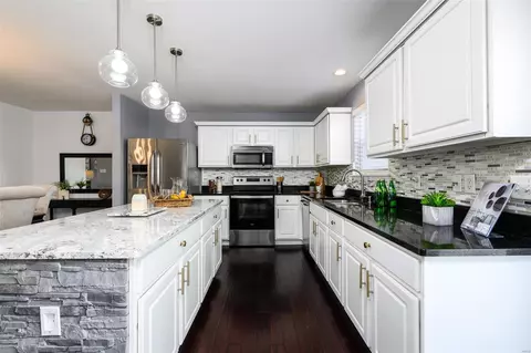 Kitchen - 680 Rolling Thunder Dr, O'fallon, MO 63368 photo 5 of 5