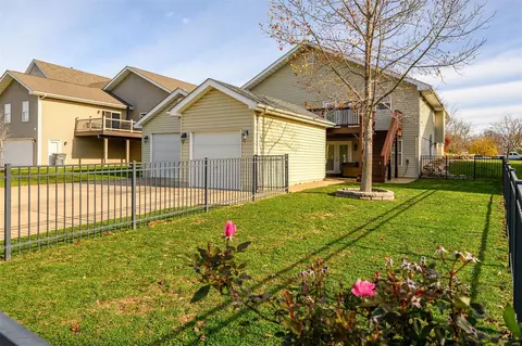 Exterior - 680 Rolling Thunder Dr, O'fallon, MO 63368 photo 6 of 15